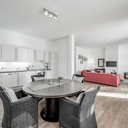 Residenzen Maximilian Apartment Mosern